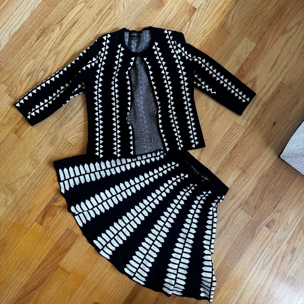 Match skirt set